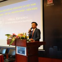 Đã đến lúc thay khái niệm ‘cò đất’ bằng ‘nhà môi giới’ bất động sản