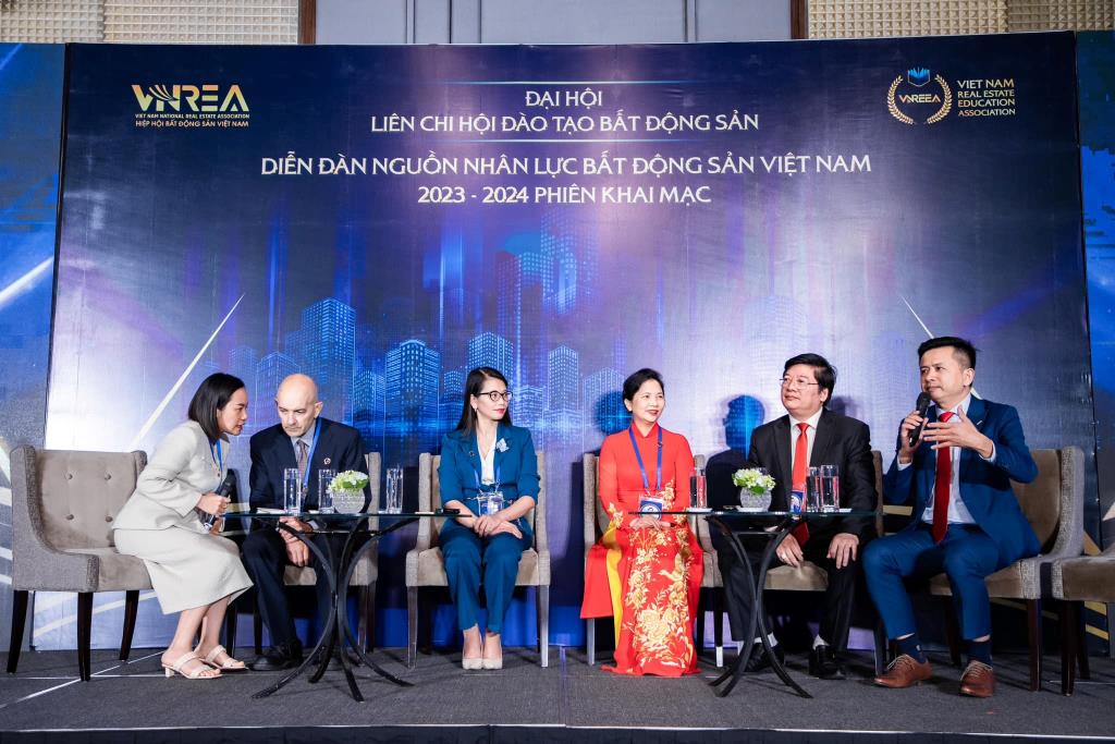 Viện Nghiên cứu và Đào tạo Bất động sản vinh dự là thành viên Liên chi hội đào tạo bất động sản Việt Nam